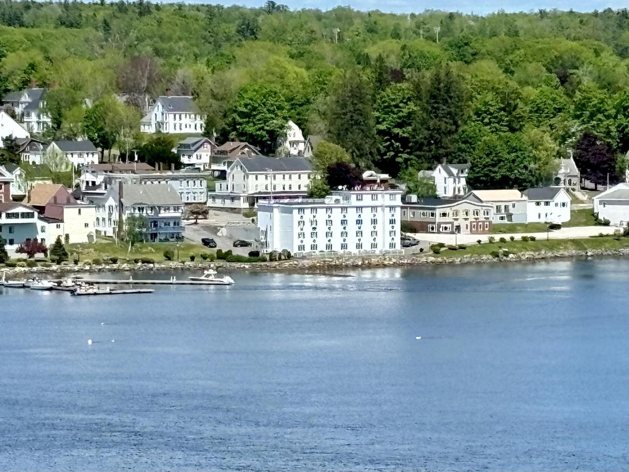 Fort Knox Inn Bucksport Екстериор снимка